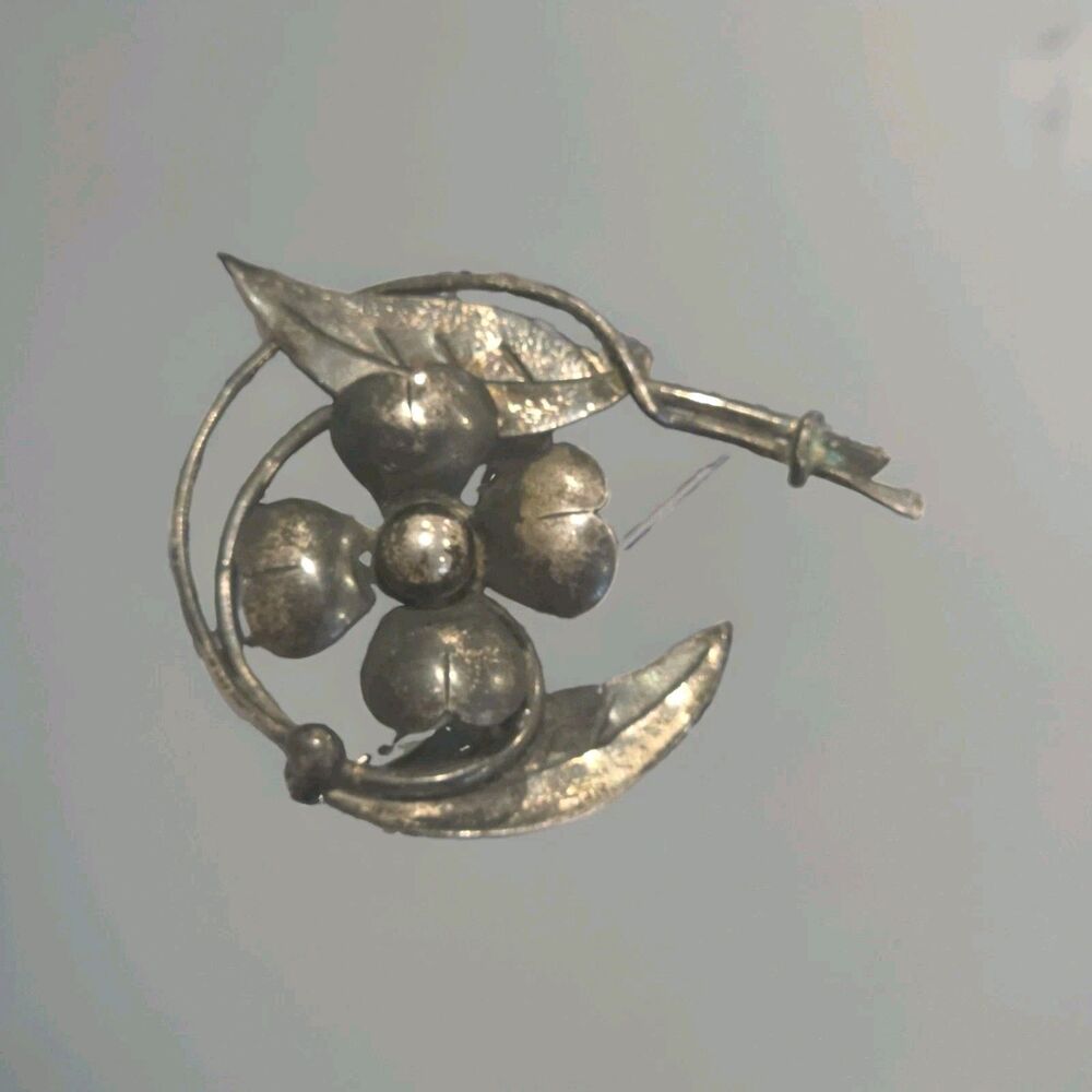 Vintage Mexican Silver 'SILVER MEXICO' Grape Cluster Brooch Pin